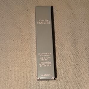 Mary Kay Timewise Eye Cream in Elegant Gray
